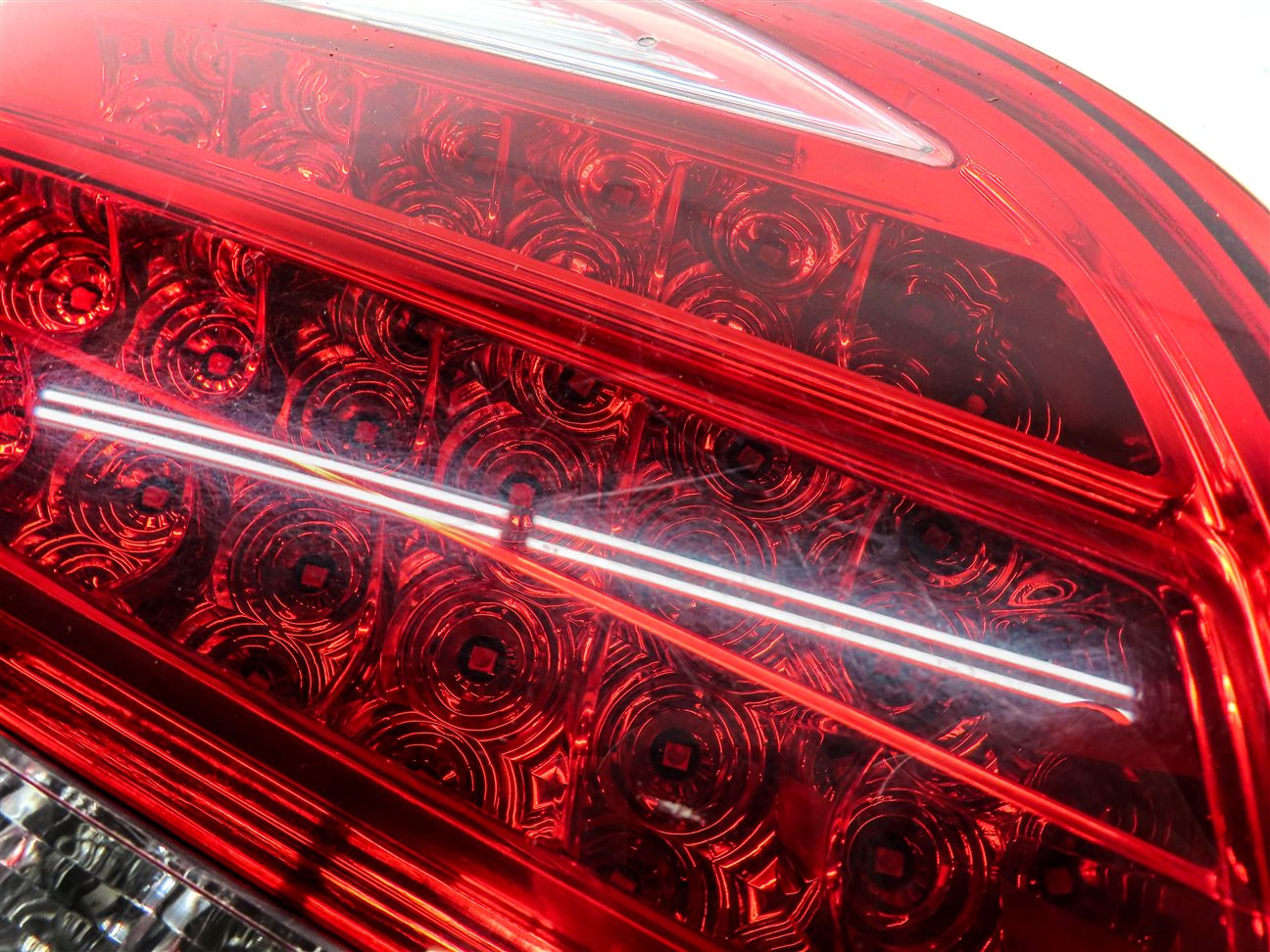 Thumbnail 6: 2011-2014 PORSCHE CAYENNE (958) LEFT DRIVER REAR INNER TAILLIGHT LIGHT LAMP