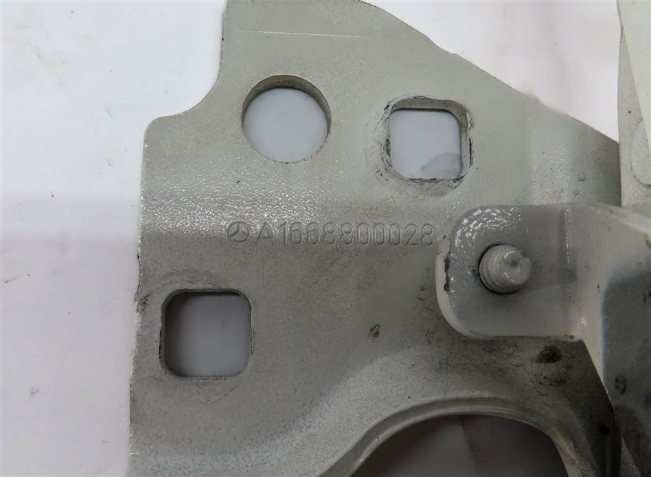 Thumbnail 8: 12-19 MERCEDES GL ML (W166 X166) FRONT LEFT & RIGHT HOOD HINGE SET (White)