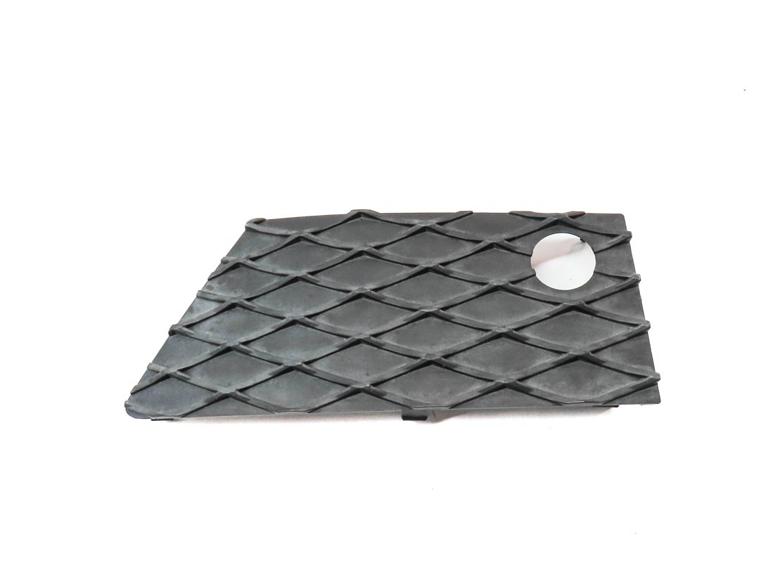 Thumbnail 4: 2013 MERCEDES GL350 (X166) FRONT RIGHT PASSENGER BUMPER GRILLE END TRIM PANEL