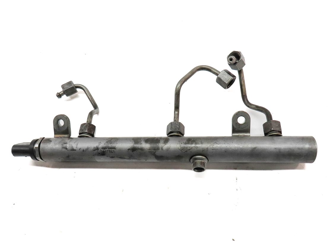 Thumbnail 6: 2013 MERCEDES GL350 (X166) 3.0L DIESEL (OM642) ENGINE RIGHT FUEL RAIL w/ LINES