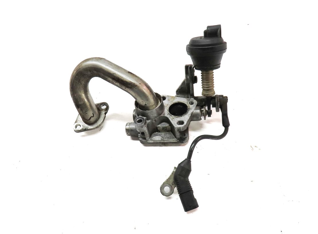 Thumbnail 4: 2013 MERCEDES GL350 (X166) 3.0L DIESEL (OM642) ENGINE EGR CHANGEOVER VALVE