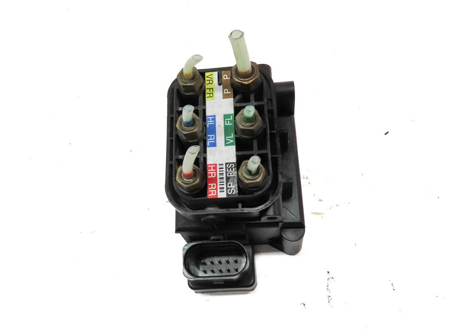 Thumbnail 2: 2013 MERCEDES GL350 (X166) AIR RIDE SUSPENSION AIR TRANSFER VALVE BLOCK