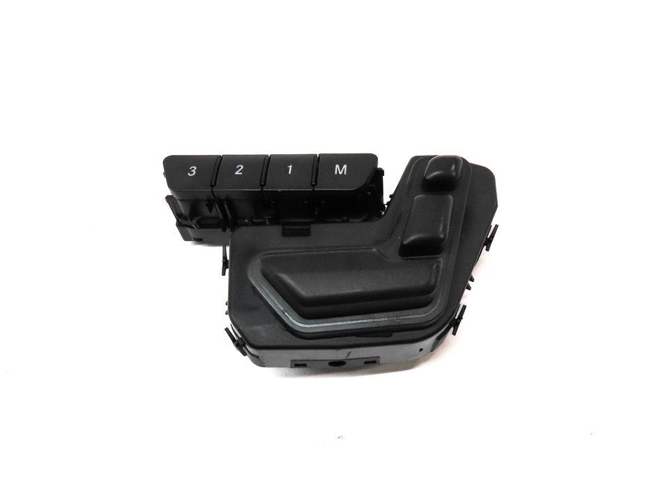 Thumbnail 2: 2013 MERCEDES GL350 (X166) FRONT RIGHT PASSENGER SEAT ADJUST SWITCH w/ MEMORY