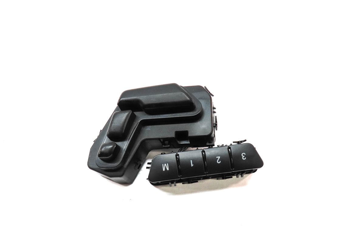 Thumbnail 4: 2013 MERCEDES GL350 (X166) FRONT RIGHT PASSENGER SEAT ADJUST SWITCH w/ MEMORY