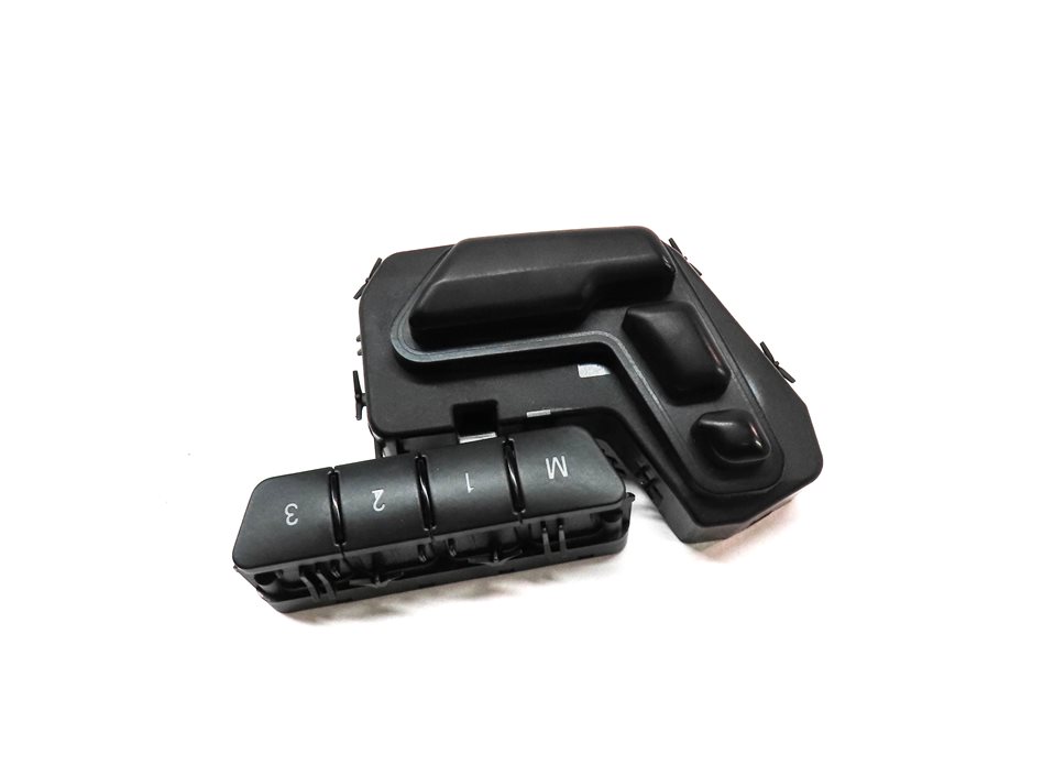 Thumbnail 4: 12-18 CLA G GL ML C117 W166 W242 W463 X166 FRONT LEFT DRIVER MEMORY SEAT SWITCH