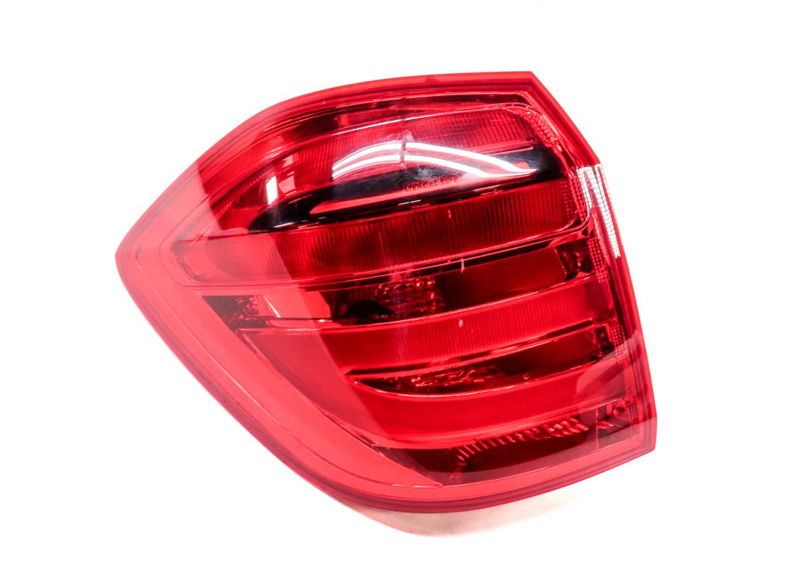 Thumbnail 3: 13-16 MERCEDES GL350 GL450 GL550 (X166) LEFT DRIVER TAILLIGHT BRAKE LIGHT LAMP