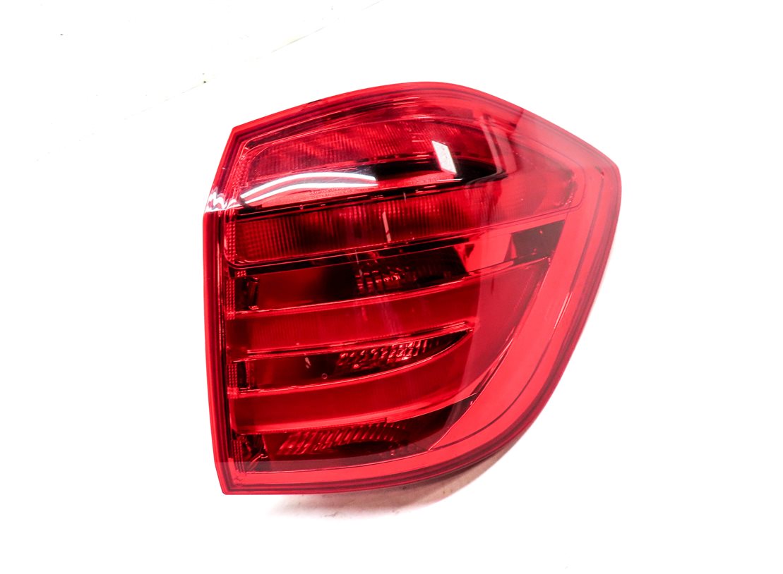 Thumbnail 1: 13-16 MERCEDES GL350 GL450 GL550 (X166) RIGHT REAR TAILLIGHT BRAKE LIGHT LAMP