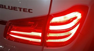 Thumbnail 2: 13-16 MERCEDES GL350 GL450 GL550 (X166) RIGHT REAR INNER TAILLIGHT LIGHT LAMP