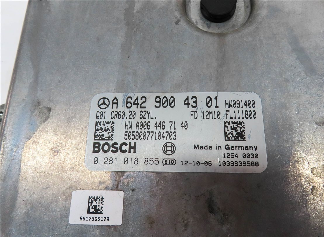 Thumbnail 4: 12-14 E GL ML S R (W212 W166 X166 W221 W251) 3.0L DIESEL ENGINE CONTROL MODULE
