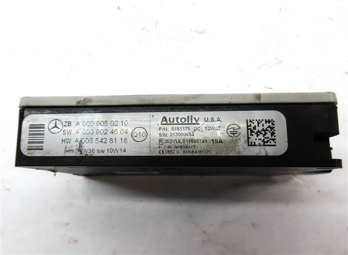 Thumbnail 4: 2013 MERCEDES GL350 (X166) REAR LEFT BLIND SPOT RADAR DISTANCE SENSOR MODULE