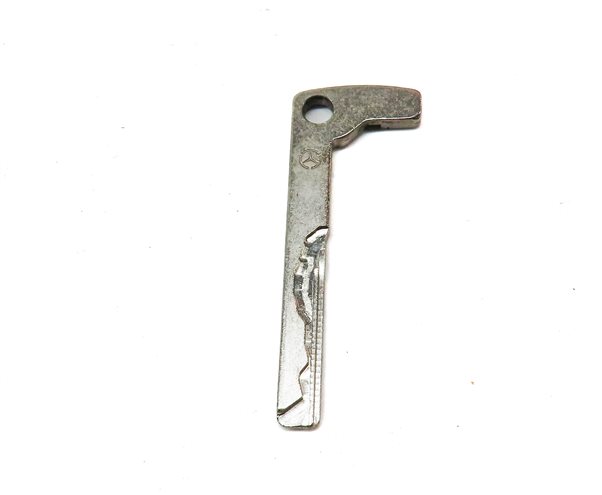 Thumbnail 4: 2013 MERCEDES GL350 (X166) FRONT LEFT DRIVER DOOR LOCK CYLINDER w/ SKELETON KEY
