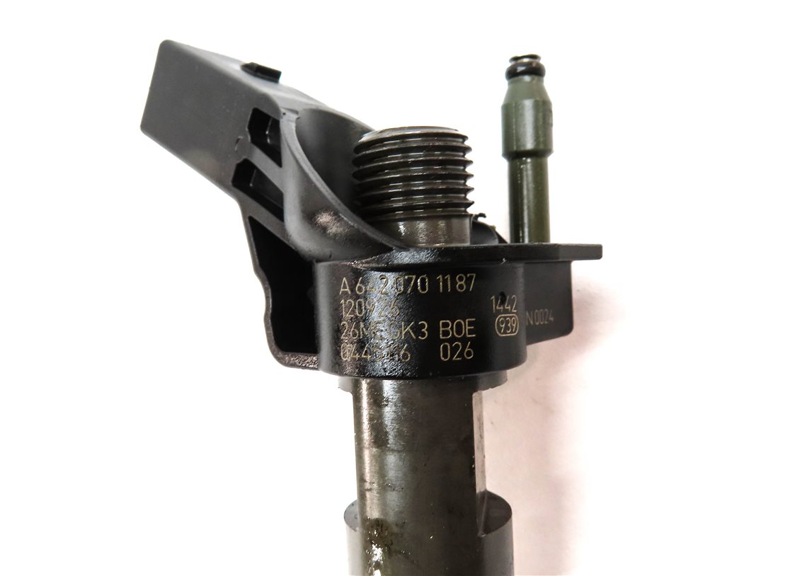 Thumbnail 4: 2012-2017 MERCEDES GL350 GLE350D GLS350D ML350 S350 - DIESEL FUEL INJECTOR SET 6