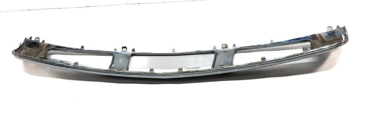 Thumbnail 5: 2013 MERCEDES GL350 (X166) FRONT LOWER BUMPER CHROME TRIM PANEL