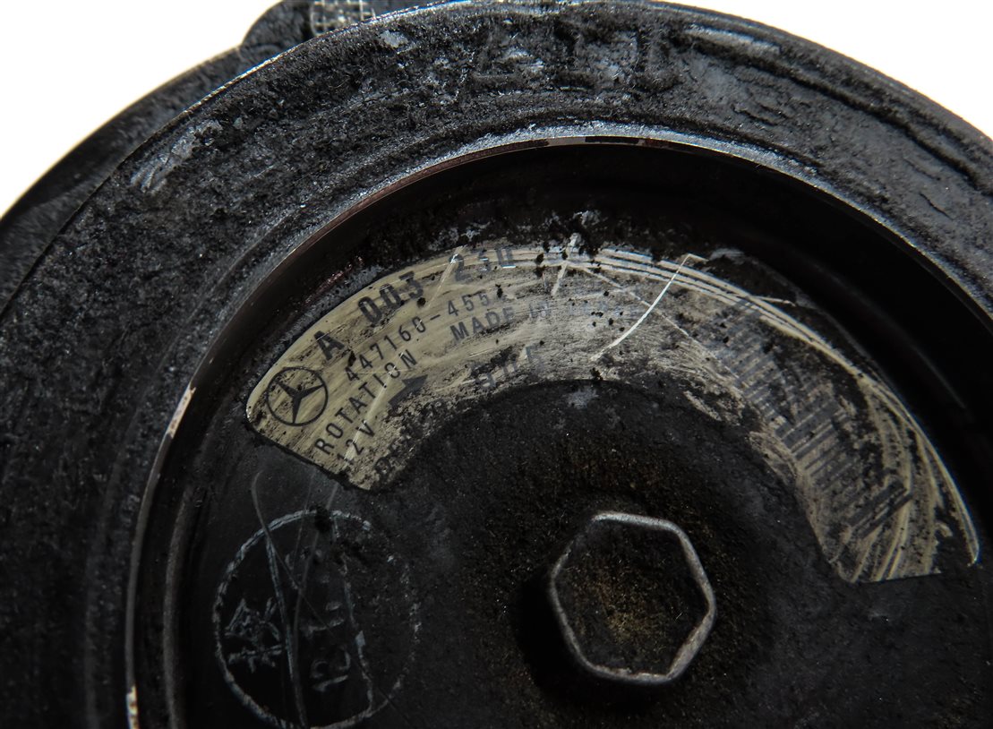 Thumbnail 8: 2013 MERCEDES GL350 (X166) 3.0L DIESEL (OM642) ENGINE A/C COMPRESSOR