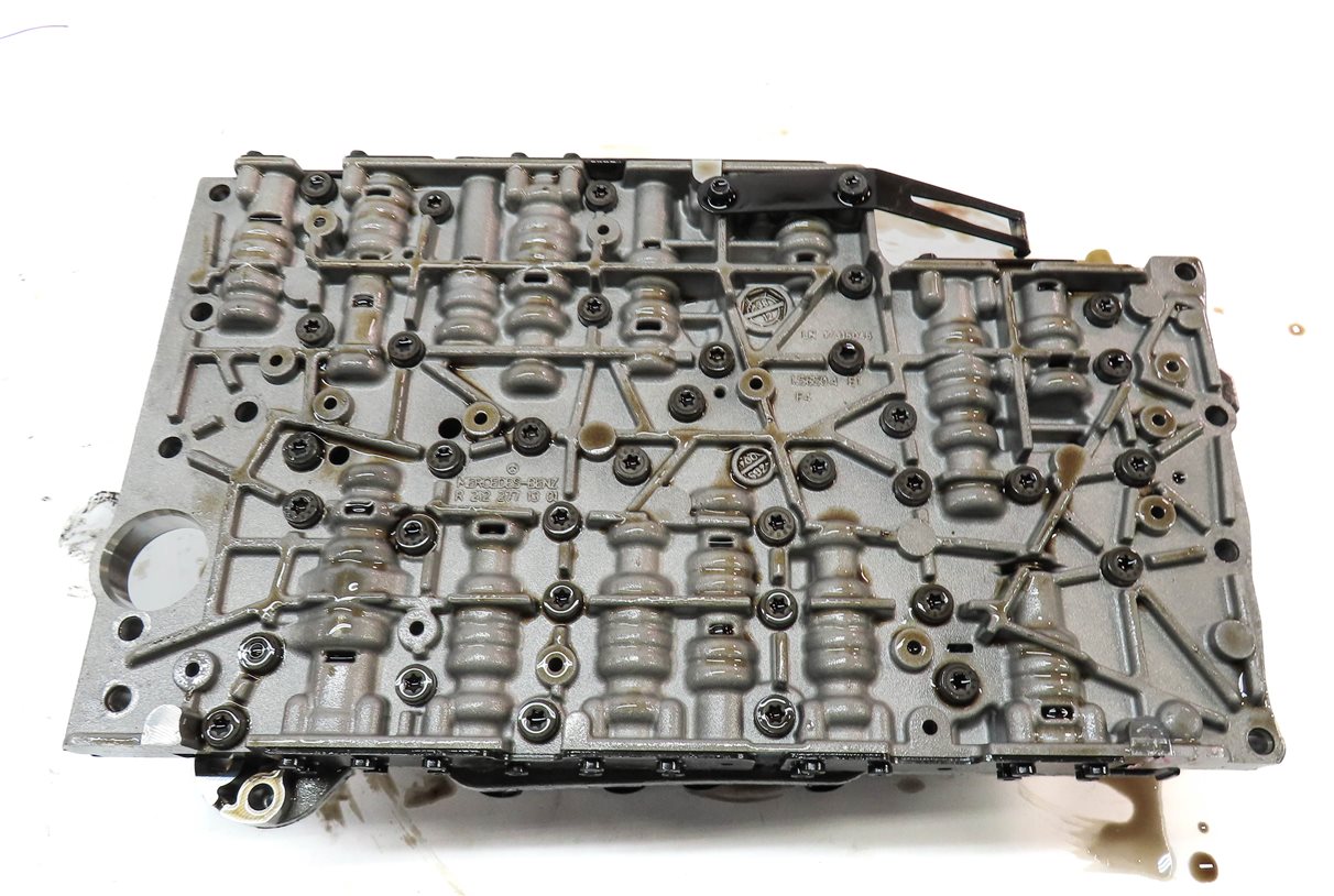 Thumbnail 6: 2012-2013 MERCEDES GL350 ML350 (W166 X166) DIESEL TRANSMISSION VALVE BODY BLOCK