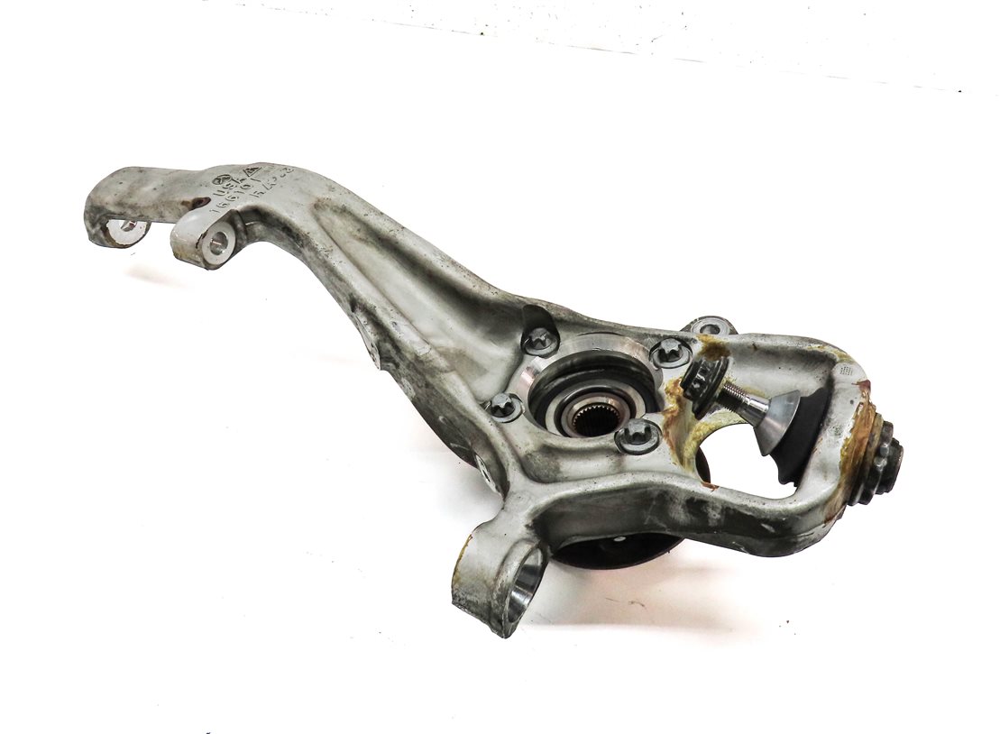 12-19 MERCEDES GL350 GL550 ML350 ML550 (W166 X166) RIGHT FRONT SPINDLE KNUCKLE