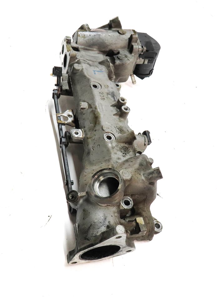 Thumbnail 4: 12-15 MERCEDES GL350 ML350 S350 (W166 X166 W221) DIESEL - LEFT INTAKE MANIFOLD