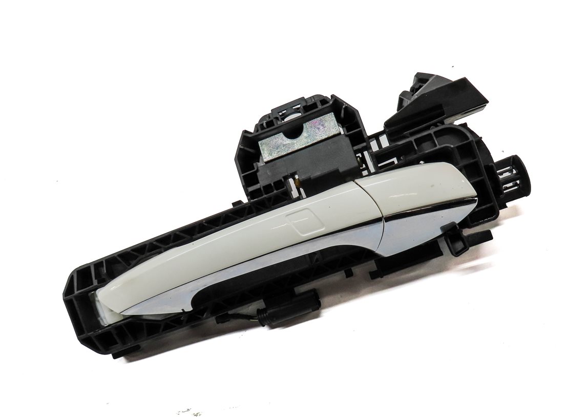 Thumbnail 3: 08-16 MERCEDES C E GL ML CLASS FRONT or REAR RIGHT KEYLESS DOOR HANDLE (White)