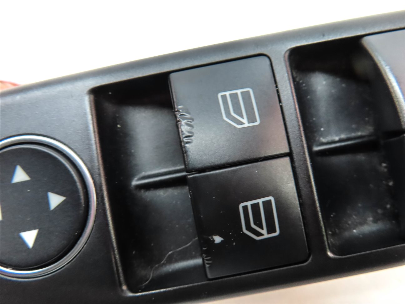 Thumbnail 7: 13-20 MERCEDES B GL GL GLA GLE GLS ML (W166 X166) DRIVER P-FOLD WINDOW SWITCH
