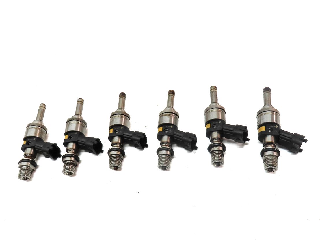 Thumbnail 2: 2014-2018 PORSCHE CAYENNE (958) 4.8L TURBO ENGINE FUEL INJECTOR SET 6