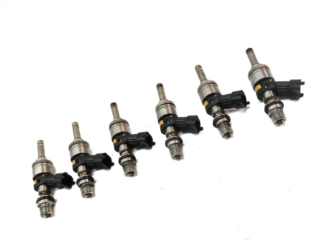 Thumbnail 3: 2014-2018 PORSCHE CAYENNE (958) 4.8L TURBO ENGINE FUEL INJECTOR SET 6