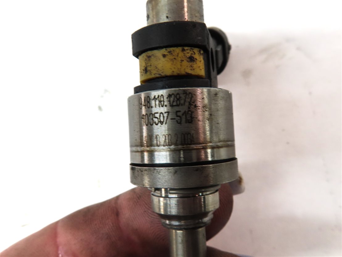 Thumbnail 5: 2014-2018 PORSCHE CAYENNE (958) 4.8L TURBO ENGINE FUEL INJECTOR SET 6