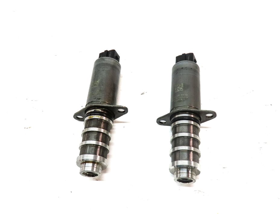 Thumbnail 4: 2011 PORSCHE CAYENNE (958) 4.8L (M48.52) TURBO ENGINE VVT SOLENOID SET 2