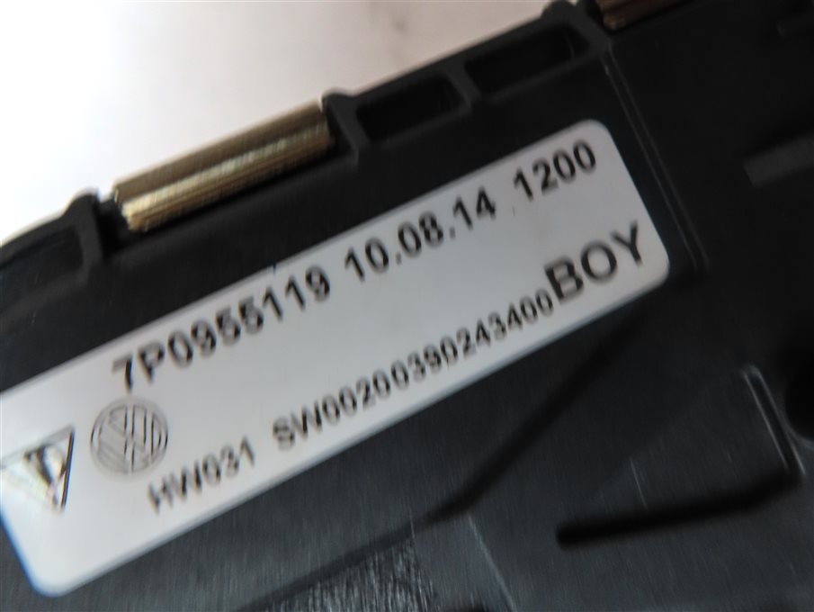 Thumbnail 6: 2011-2018 PORSCHE CAYENNE (958) FRONT WINDSHIELD WIPER MOTOR