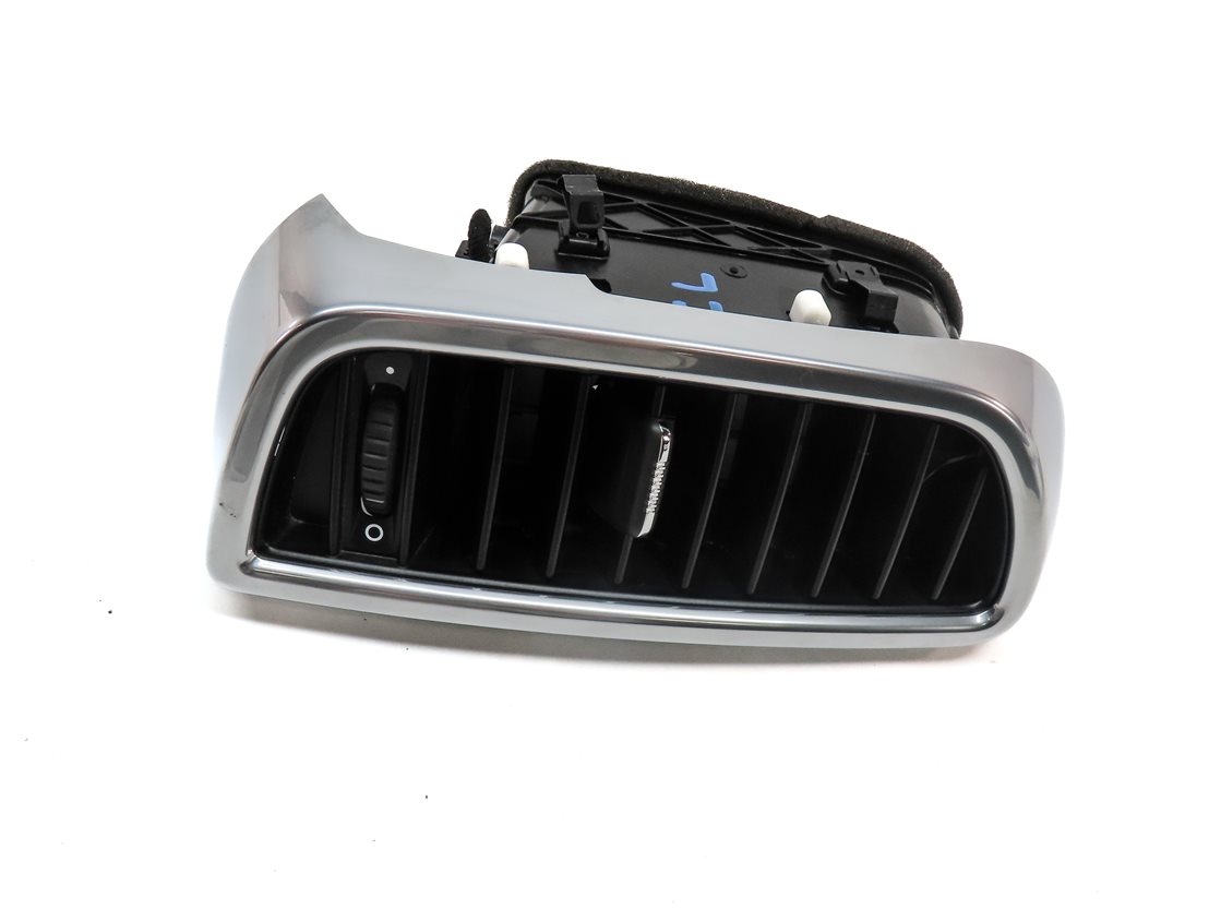 Thumbnail 2: 2011 PORSCHE CAYENNE (958) FRONT CENTER MIDDLE LEFT AC HEATER AIR VENT