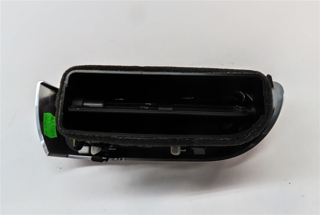 Thumbnail 4: 2011 PORSCHE CAYENNE (958) FRONT CENTER MIDDLE LEFT AC HEATER AIR VENT