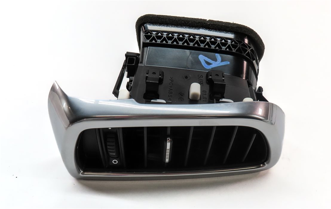 Thumbnail 2: 2011 PORSCHE CAYENNE (958) FRONT FAR RIGHT PASSENGER AC HEATER AIR VENT