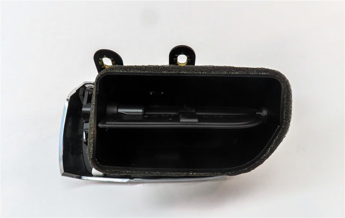 Thumbnail 4: 2011 PORSCHE CAYENNE (958) FRONT FAR RIGHT PASSENGER AC HEATER AIR VENT