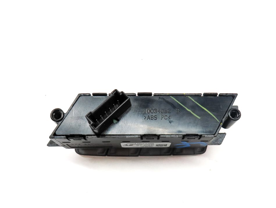 Thumbnail 5: 2011 PORSCHE CAYENNE (958) FRONT LEFT DRIVER SEAT MEMORY SWITCH BUTTON PANEL