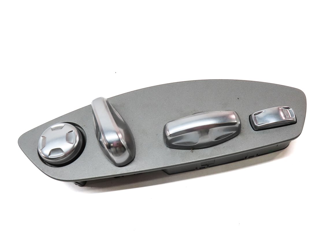 Thumbnail 3: 2011 PORSCHE CAYENNE (958) FRONT RIGHT PASSENGER SEAT ADJUST SWITCH w/ LUMBAR