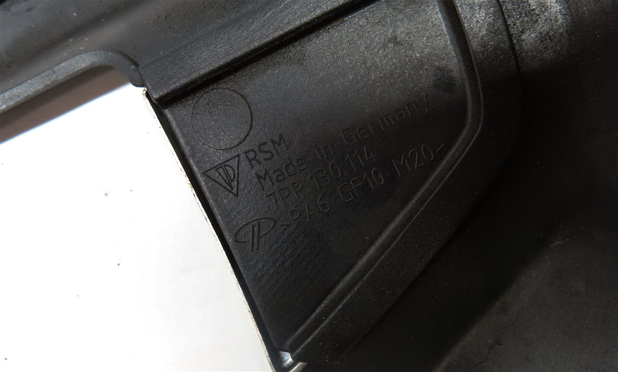 Thumbnail 14: 2011-2018 PORSCHE CAYENNE PANAMERA (958 970) 4.8L TURBO ENGINE COVER TRIM SET 2