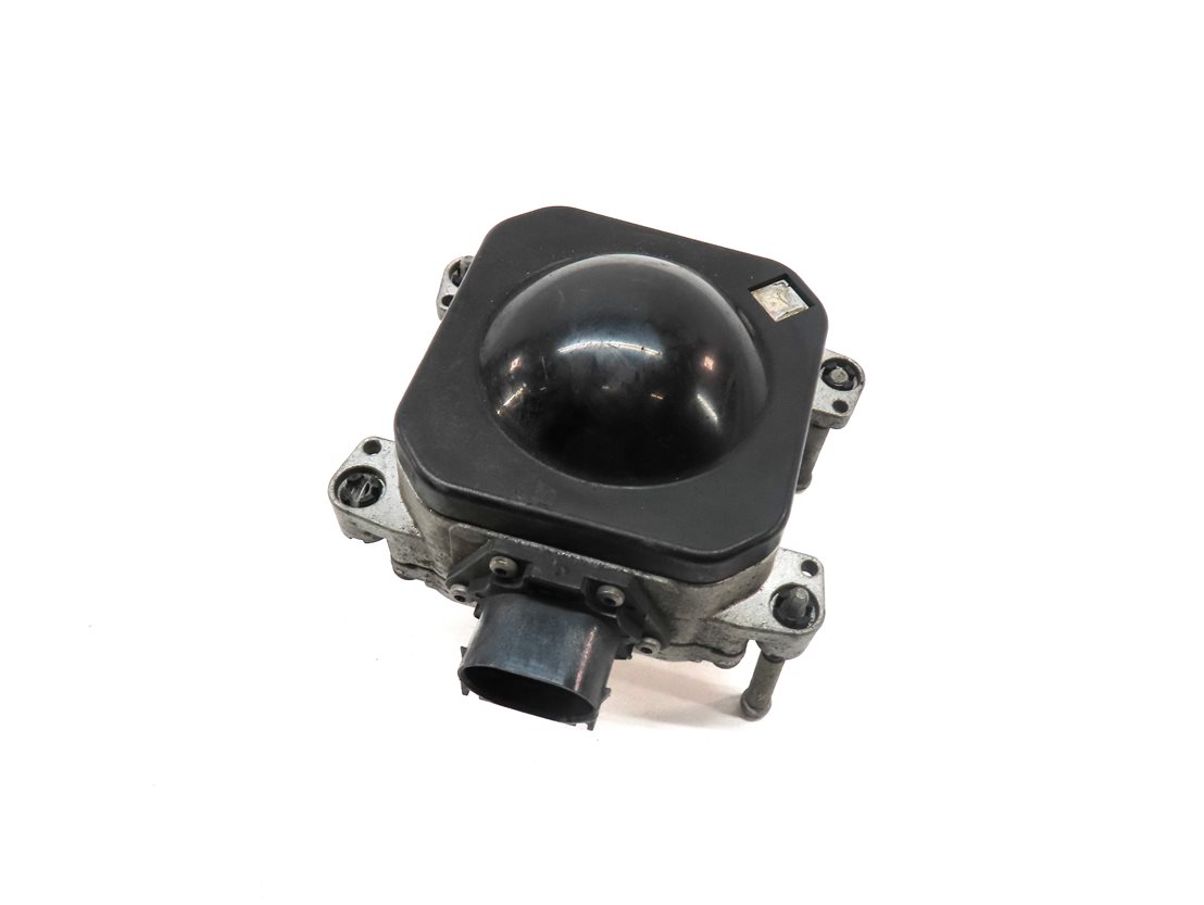 Thumbnail 1: 2011 PORSCHE CAYENNE (958) FRONT ADAPTIVE CRUISE RADAR SENSOR MODULE