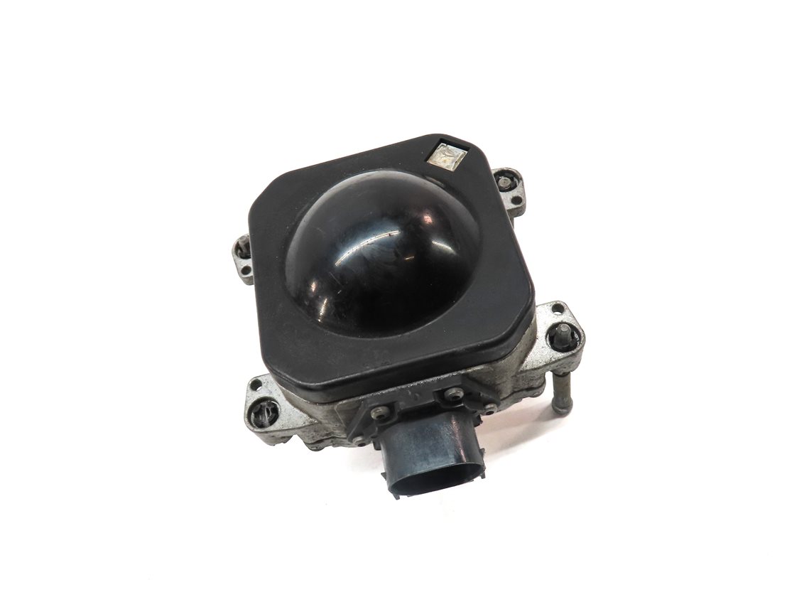 Thumbnail 3: 2011 PORSCHE CAYENNE (958) FRONT ADAPTIVE CRUISE RADAR SENSOR MODULE