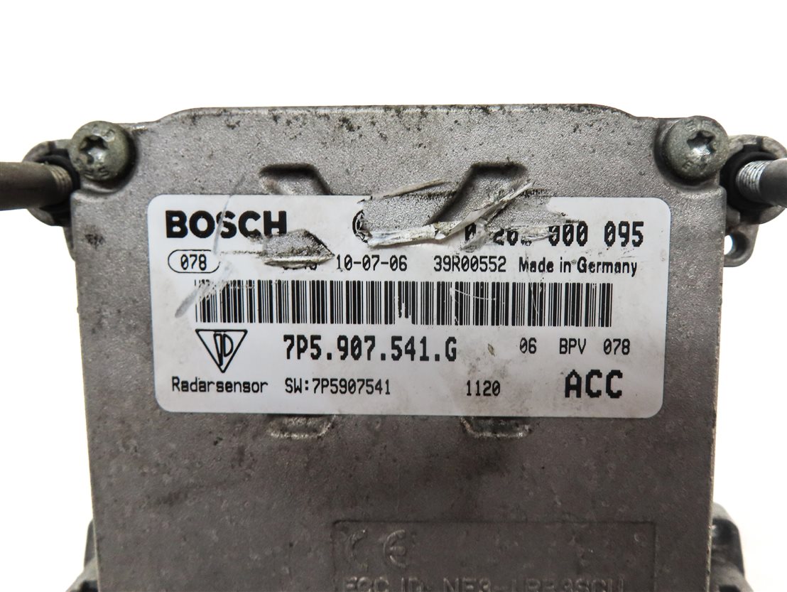 Thumbnail 5: 2011 PORSCHE CAYENNE (958) FRONT ADAPTIVE CRUISE RADAR SENSOR MODULE
