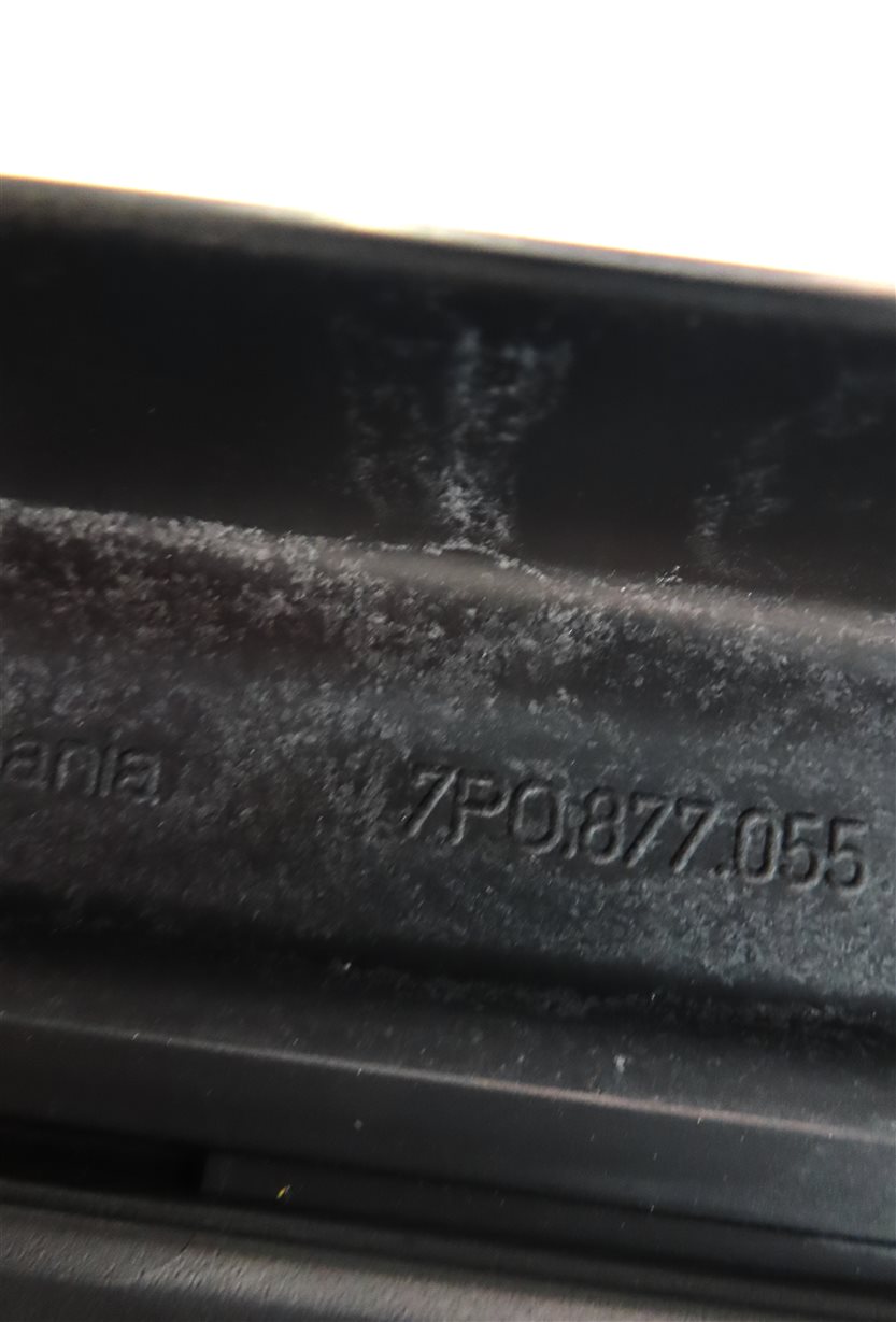 Thumbnail 7: 2011-2018 PORSCHE CAYENNE (958) PANORAMIC SUNROOF GLASS WINDOW (FRONT)