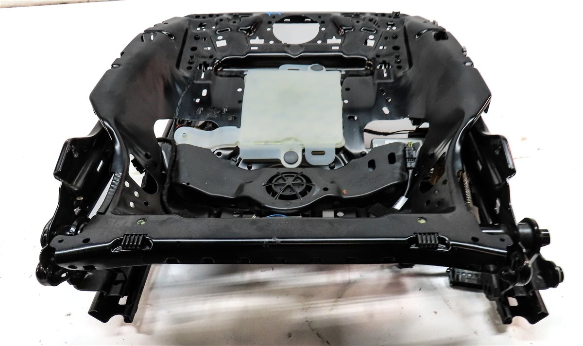 Thumbnail 4: 2011-2018 PORSCHE CAYENNE (958) PASSENGER - 14 WAY MEMORY SEAT TRACK w/ MOTORS