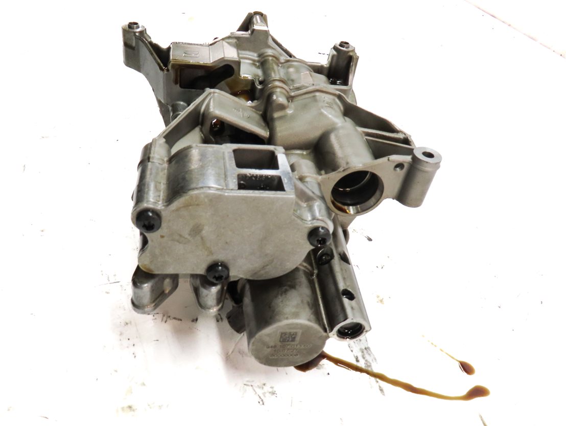 Thumbnail 4: 2011 PORSCHE CAYENNE (958) 4.8L (M48.52) TURBO ENGINE OIL PUMP