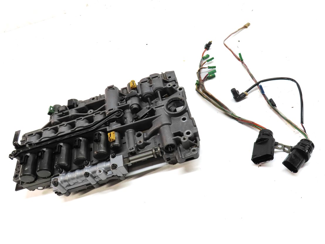 Thumbnail 3: 11-18 PORSCHE CAYENNE 958 4.8L TURBO MXK AUTO AUTOMATIC TRANSMISSION VALVE BODY