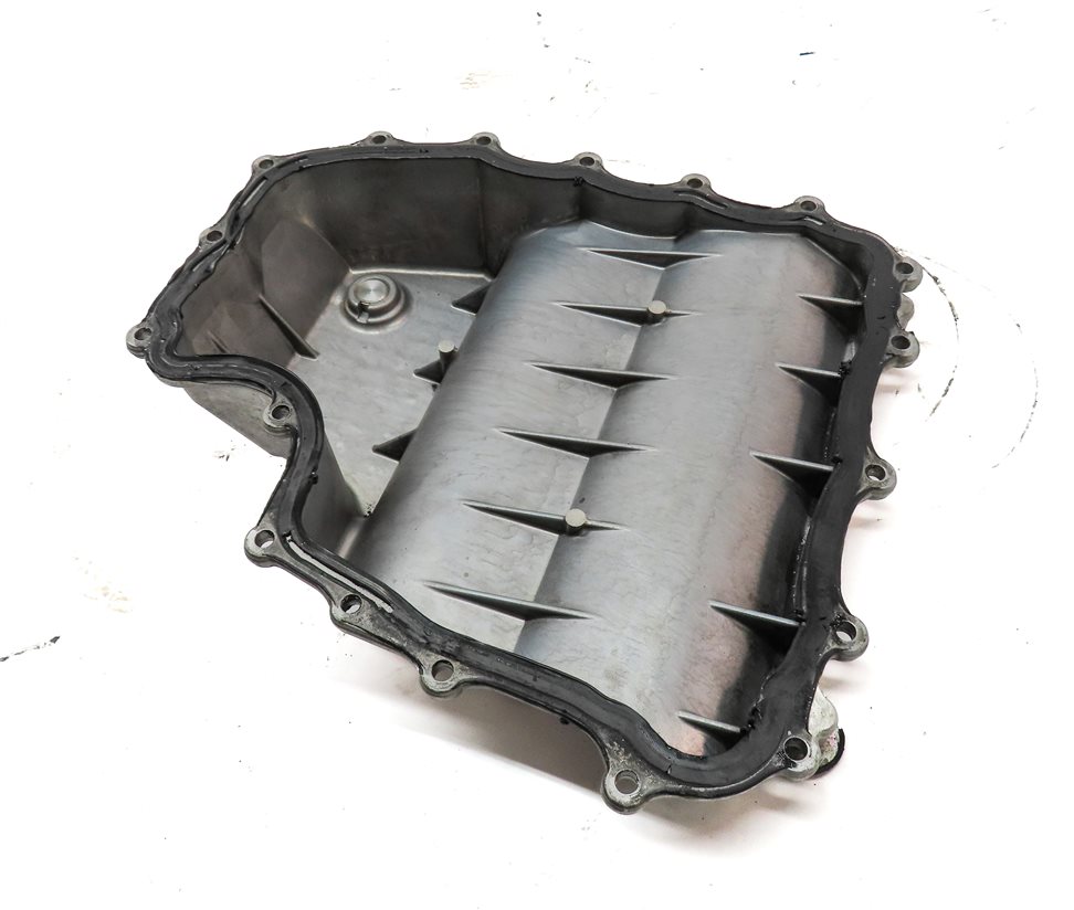 Thumbnail 2: 2011-2018 PORSCHE CAYENNE (958) 4.8L M48 V8 ENGINE - LOWER OIL PAN SUMP