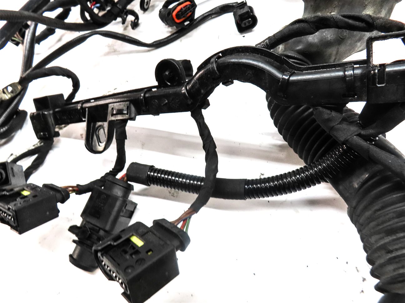 Thumbnail 8: 2011 PORSCHE CAYENNE (958) 4.8L (M48.52) TURBO ENGINE WIRE WIRING HARNESS