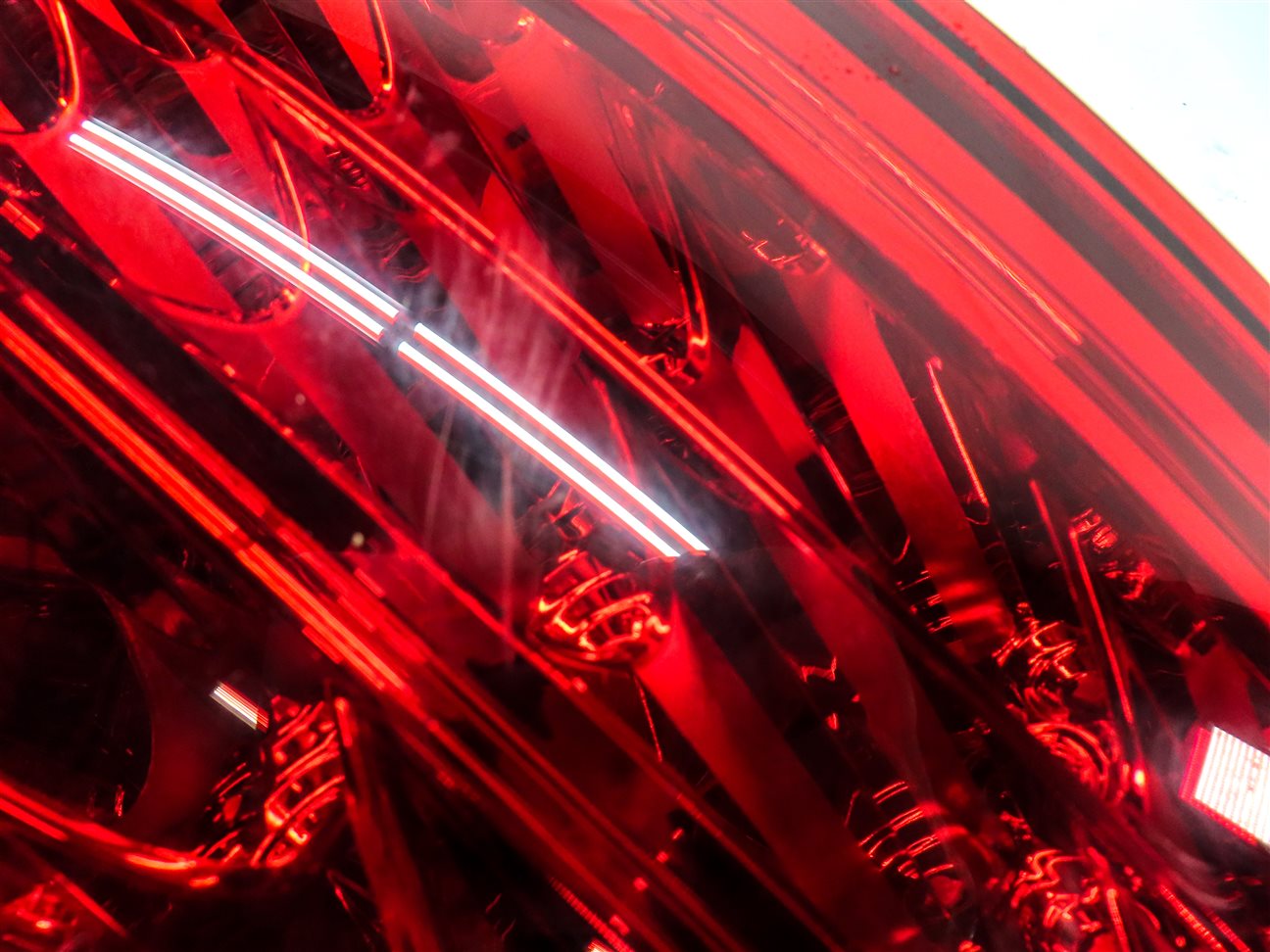 Thumbnail 7: 2011-2014 PORSCHE CAYENNE (958) LEFT DRIVER OUTER TAILLIGHT BRAKE LIGHT LAMP