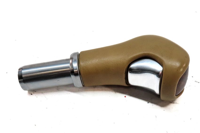 Thumbnail 5: 2011 PORSCHE CAYENNE (958) AUTOMATIC AUTO SHIFTER SHIFT HANDLE (BEIGE)