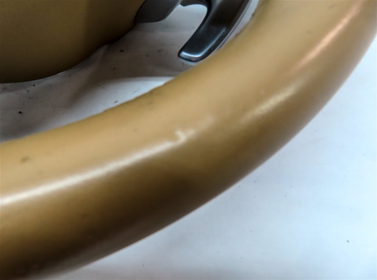 Thumbnail 7: 10-16 PORSCHE CAYENNE PANAMERA (958 970) 3-SPOKE STEERING WHEEL & PADDLE (Beige)