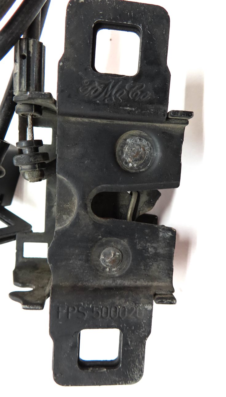 Thumbnail 9: 2013 RANGE ROVER EVOQUE PURE+ (L538) FRONT LEFT & RIGHT LOWER HOOD LATCH SET/2