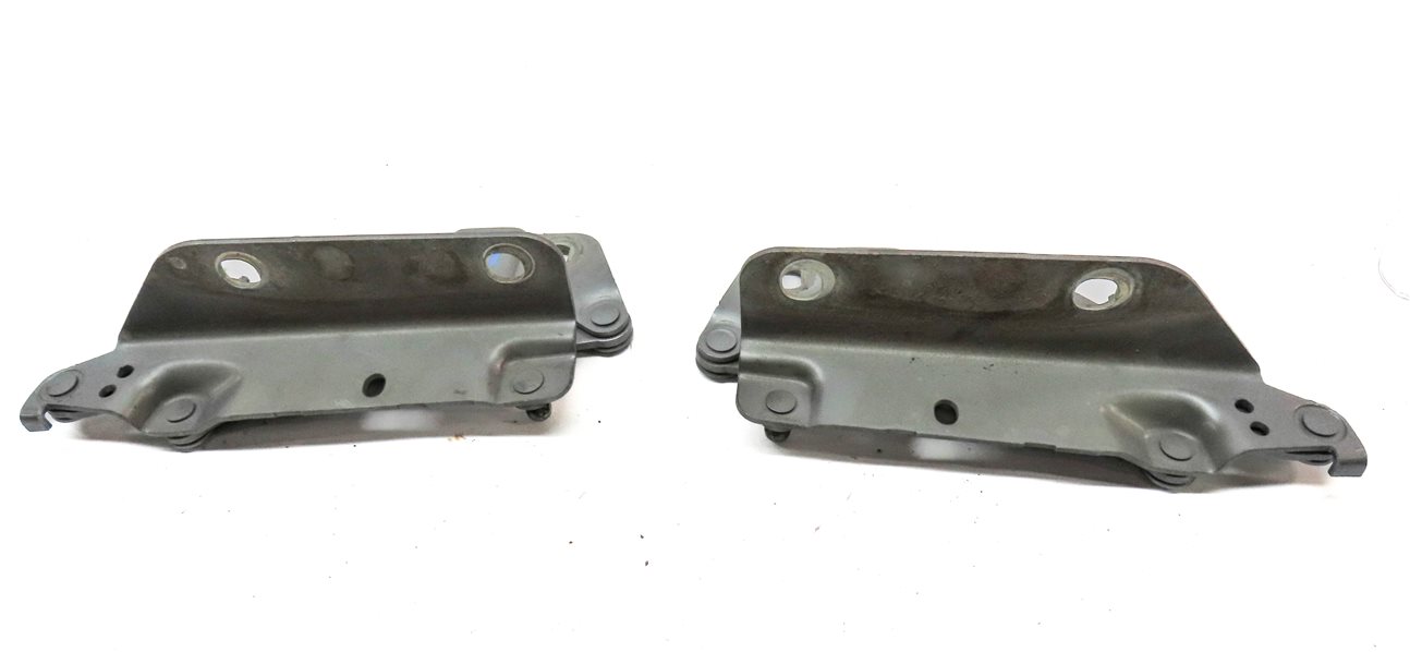 Thumbnail 4: 2008-2019 LAND ROVER LR2 / RANGE ROVER EVOQUE (L538) HOOD HINGE SET-2 (Grey)