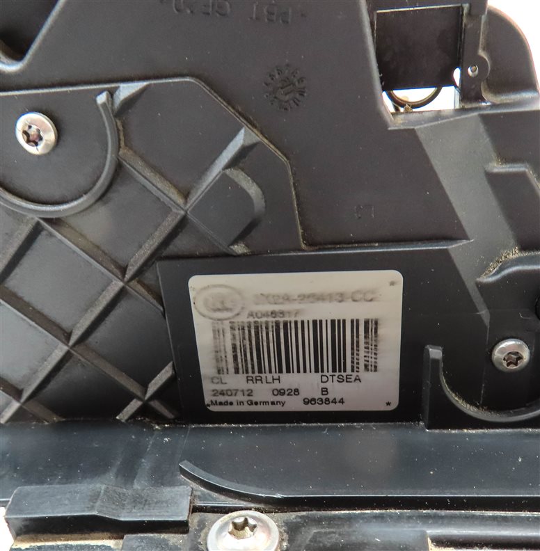 Thumbnail 7: 10-17 LR4 RANGE ROVER SPORT (L320) LEFT REAR PASSIVE DOOR LOCK LATCH ACTUATOR